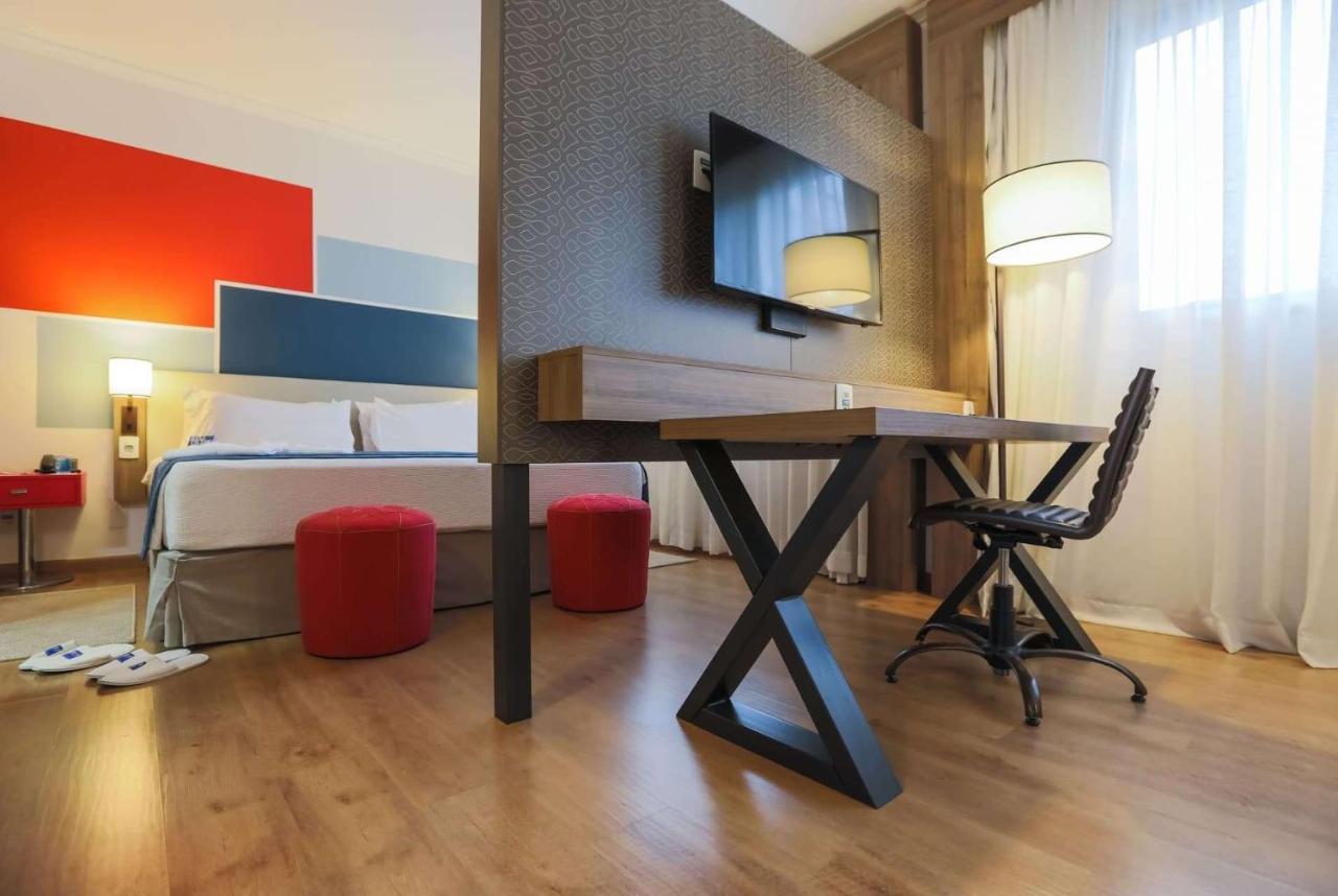فندق Tryp By Wyndham ريبيراو بريتو المظهر الخارجي الصورة Room of the hotel