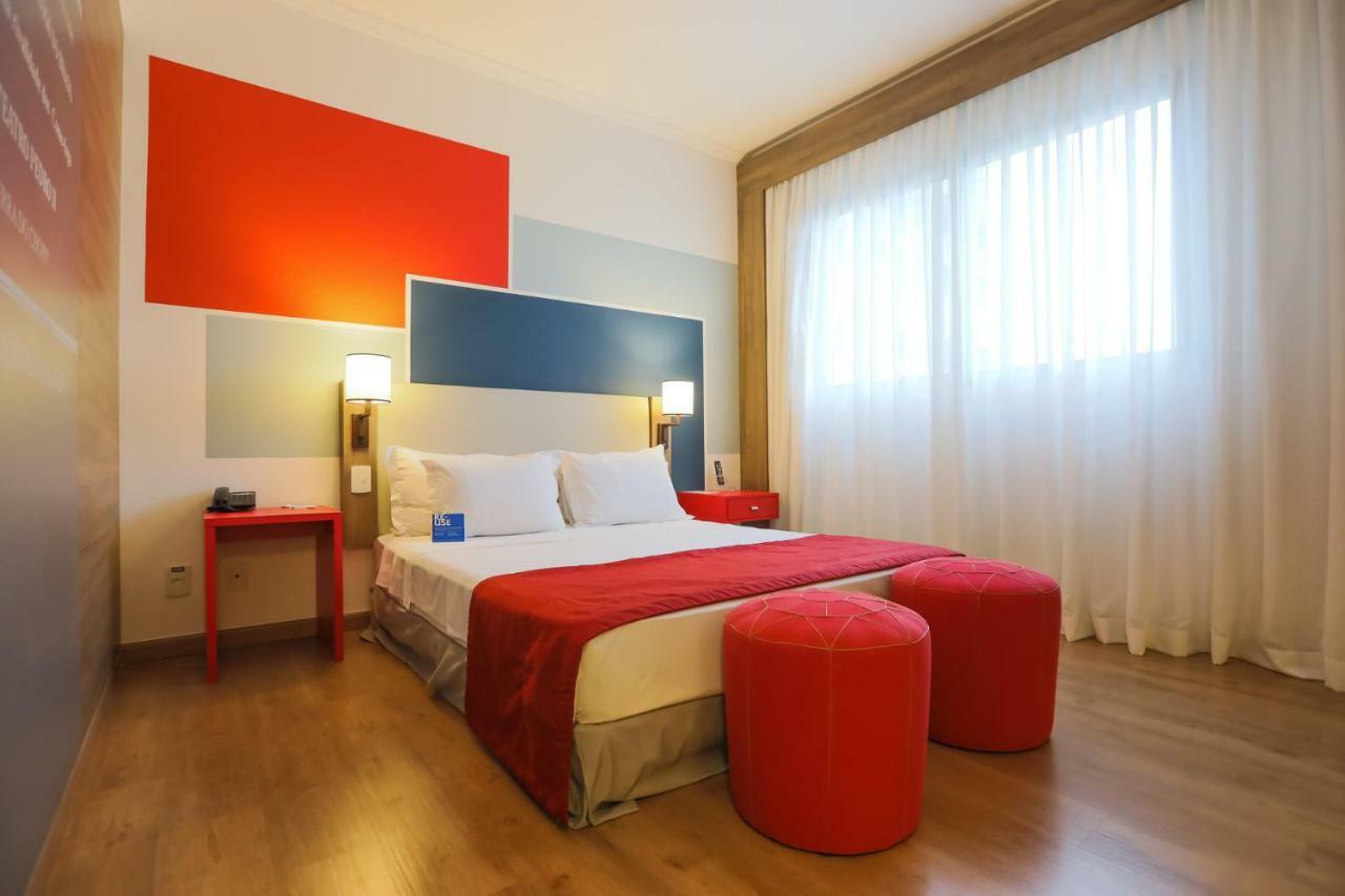فندق Tryp By Wyndham ريبيراو بريتو المظهر الخارجي الصورة A room at the hotel