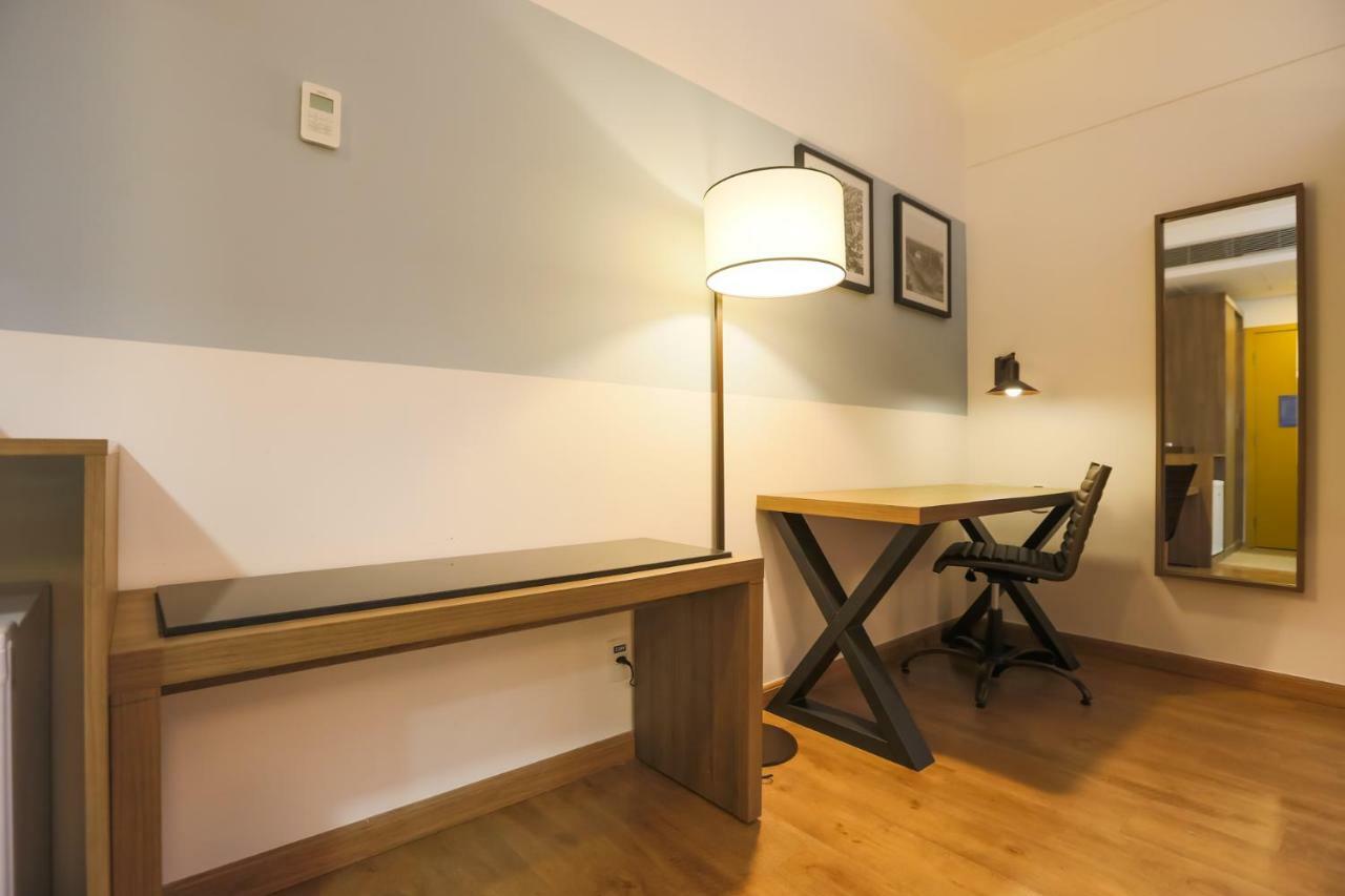 فندق Tryp By Wyndham ريبيراو بريتو المظهر الخارجي الصورة A room at the hotel